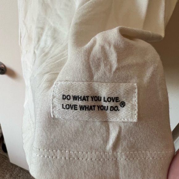 Life is Good T-shirt - Picture 5 of 5